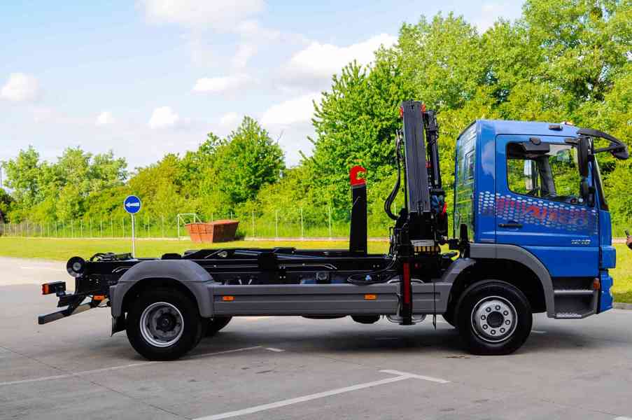 MERCEDES 1218 NOVÝ HÁKOVÝ NOSIČ KONTEJNERŮ HYDRAULICKÁ RUKA - foto 7