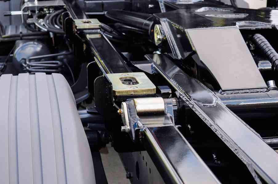MERCEDES 1218 NOVÝ HÁKOVÝ NOSIČ KONTEJNERŮ HYDRAULICKÁ RUKA - foto 21