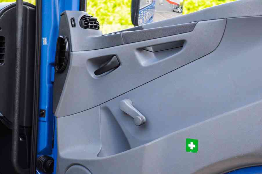 MERCEDES 1218 NOVÝ HÁKOVÝ NOSIČ KONTEJNERŮ HYDRAULICKÁ RUKA - foto 46
