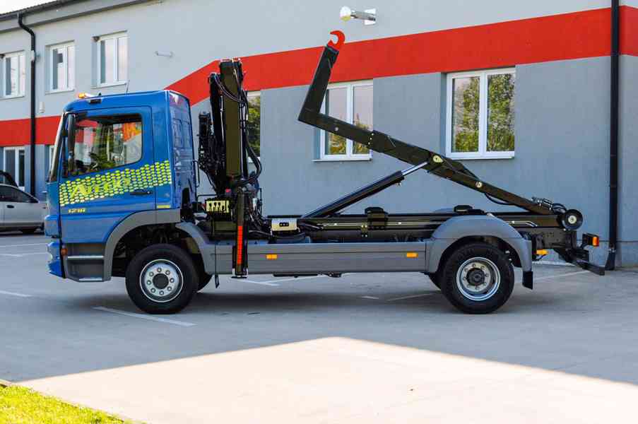 MERCEDES 1218 NOVÝ HÁKOVÝ NOSIČ KONTEJNERŮ HYDRAULICKÁ RUKA - foto 94