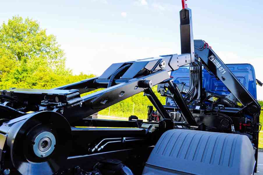 MERCEDES 1218 NOVÝ HÁKOVÝ NOSIČ KONTEJNERŮ HYDRAULICKÁ RUKA - foto 86