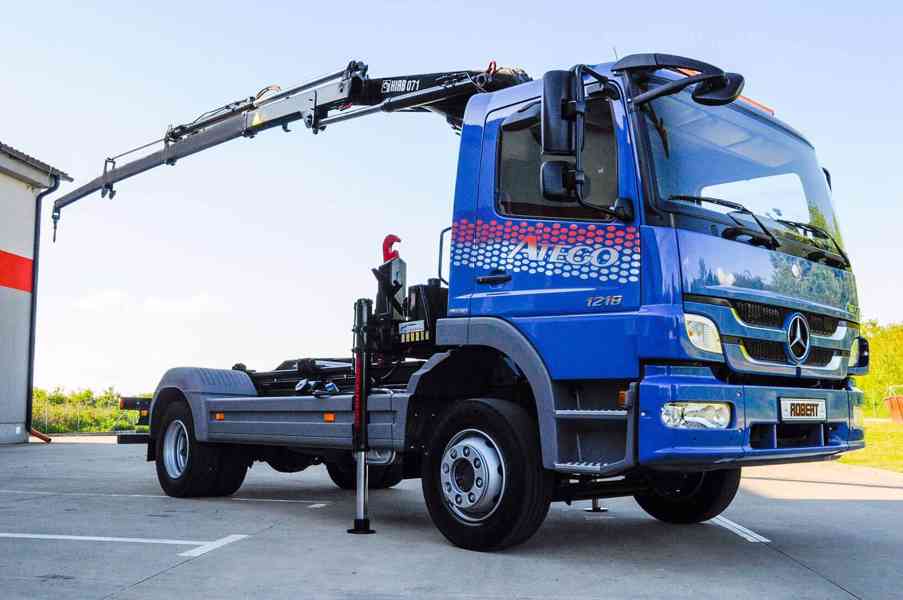 MERCEDES 1218 NOVÝ HÁKOVÝ NOSIČ KONTEJNERŮ HYDRAULICKÁ RUKA - foto 111