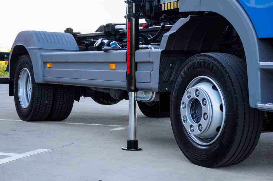 MERCEDES 1218 NOVÝ HÁKOVÝ NOSIČ KONTEJNERŮ HYDRAULICKÁ RUKA - foto 110