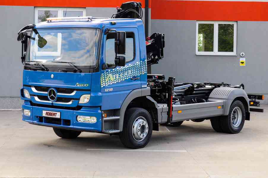 MERCEDES 1218 NOVÝ HÁKOVÝ NOSIČ KONTEJNERŮ HYDRAULICKÁ RUKA - foto 3