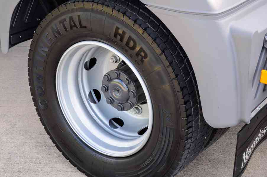 MERCEDES 1218 NOVÝ HÁKOVÝ NOSIČ KONTEJNERŮ HYDRAULICKÁ RUKA - foto 30
