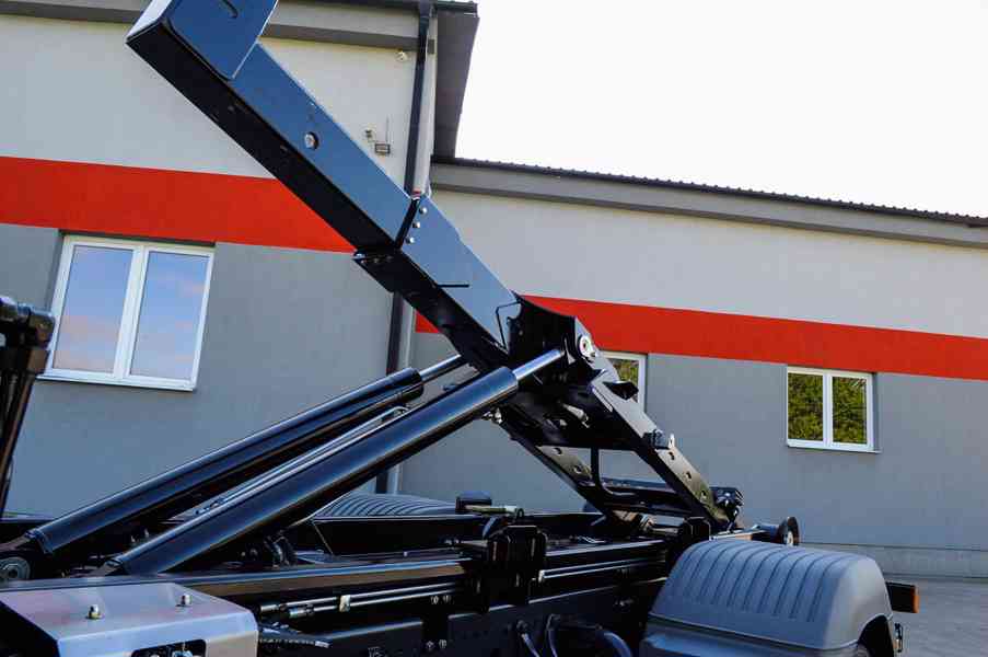 MERCEDES 1218 NOVÝ HÁKOVÝ NOSIČ KONTEJNERŮ HYDRAULICKÁ RUKA - foto 88