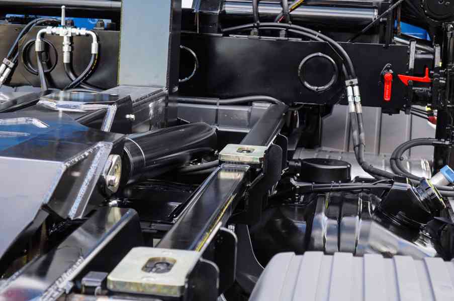 MERCEDES 1218 NOVÝ HÁKOVÝ NOSIČ KONTEJNERŮ HYDRAULICKÁ RUKA - foto 19