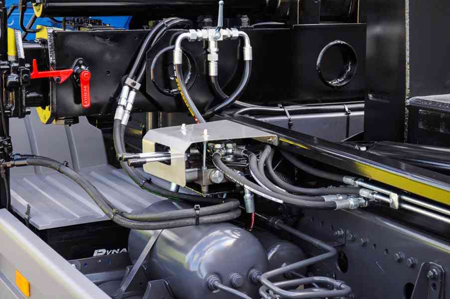 MERCEDES 1218 NOVÝ HÁKOVÝ NOSIČ KONTEJNERŮ HYDRAULICKÁ RUKA - foto 31