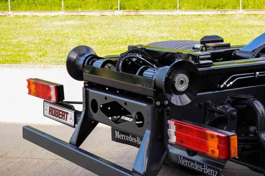 MERCEDES 1218 NOVÝ HÁKOVÝ NOSIČ KONTEJNERŮ HYDRAULICKÁ RUKA - foto 17