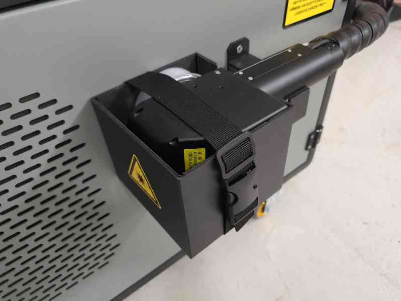 Profesionální čistící pulsní laser 300W/ 5mJ NOVINKA - foto 7