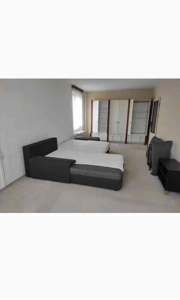Pronájem pokoje 60 m² - foto 3