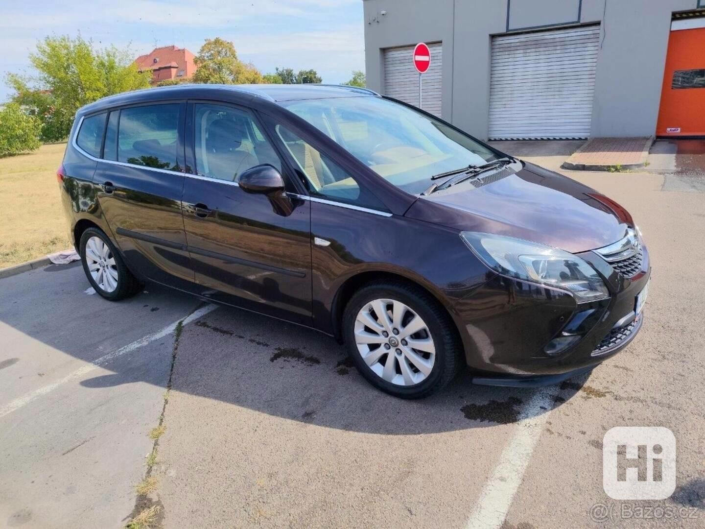 Opel Zafira 1,6   Tourer - foto 1
