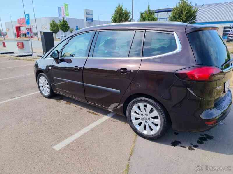 Opel Zafira 1,6   Tourer - foto 8
