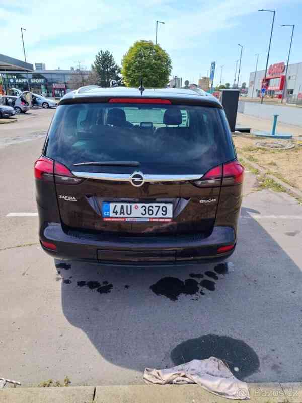 Opel Zafira 1,6   Tourer - foto 7