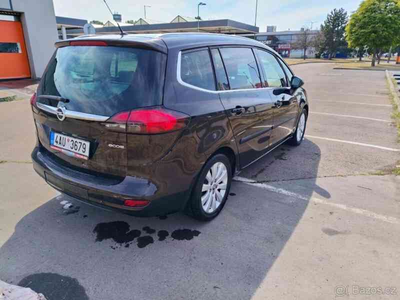 Opel Zafira 1,6   Tourer - foto 6