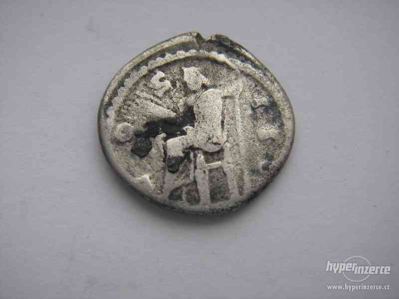 Denár AR Marcus Aurelius, RIC III 228 - foto 3