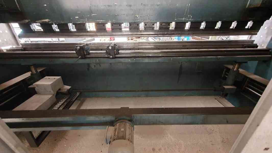 Durma Turkey E-35160 - Ohraňovací lis CNC - foto 3
