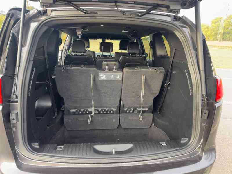 Chrysler Pacifica 3,6 L 8 míst S type 2019 - foto 7
