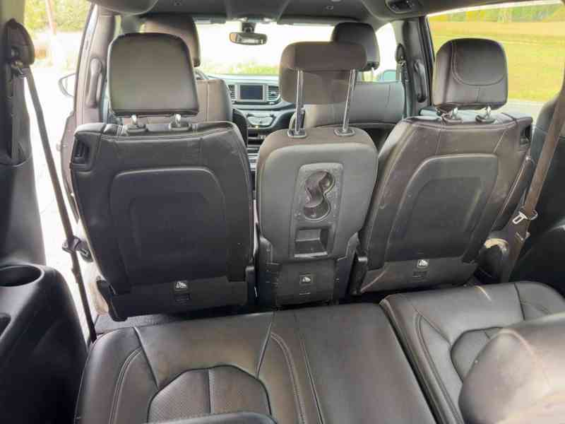 Chrysler Pacifica 3,6 L 8 míst S type 2019 - foto 8