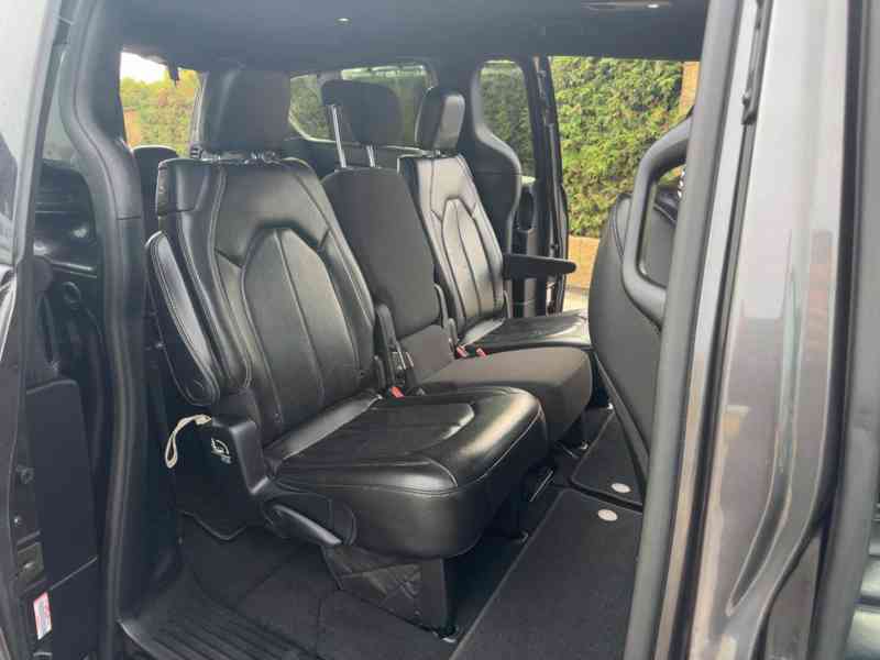Chrysler Pacifica 3,6 L 8 míst S type 2019 - foto 9