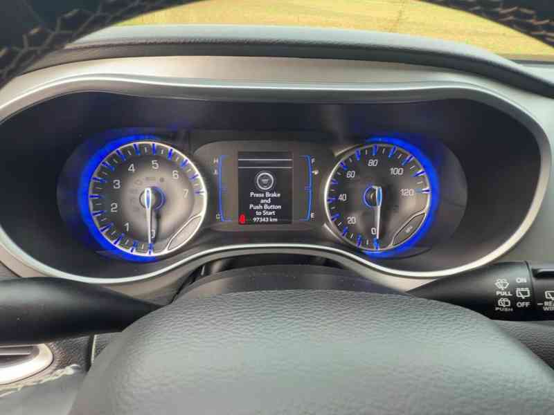 Chrysler Pacifica 3,6 L 8 míst S type 2019 - foto 18