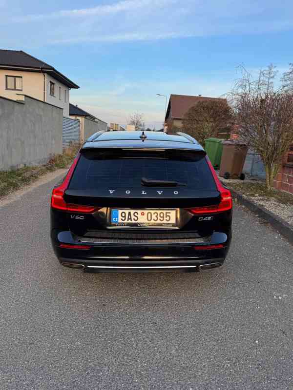 Volvo V60 Inscription, 4x4 - foto 2