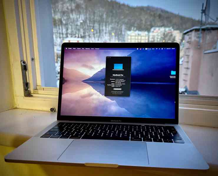MacBook Pro 2017 touchbar 3.1 - foto 2