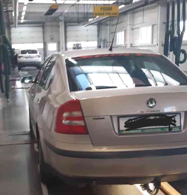 Octavia 2, 2.0 TDI 103Kw - foto 5