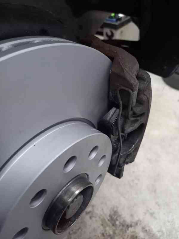 Octavia 2, 2.0 TDI 103Kw - foto 18