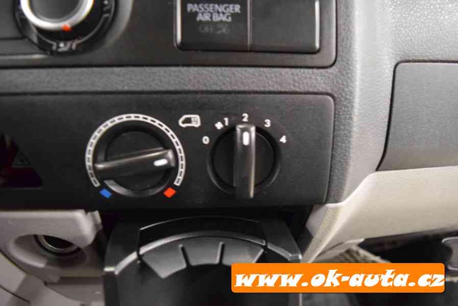 Volkswagen Transporter nové v ČR 2.0 TDI AC – AŽ 9 MÍST 2012 - foto 19