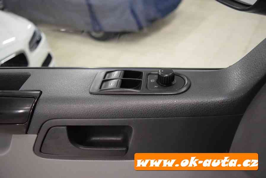 Volkswagen Transporter nové v ČR 2.0 TDI AC – AŽ 9 MÍST 2012 - foto 17