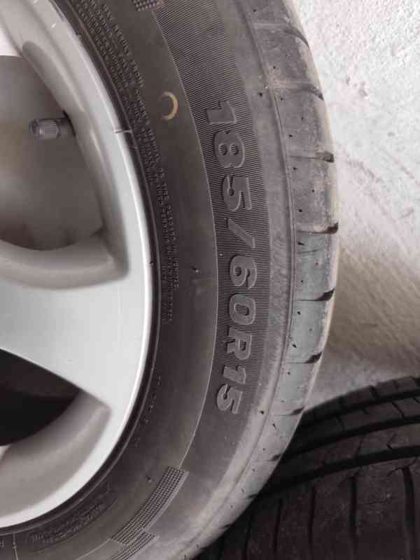 Originální Alu kola Suzuki 15" 4x100 + Letní pneu - foto 4