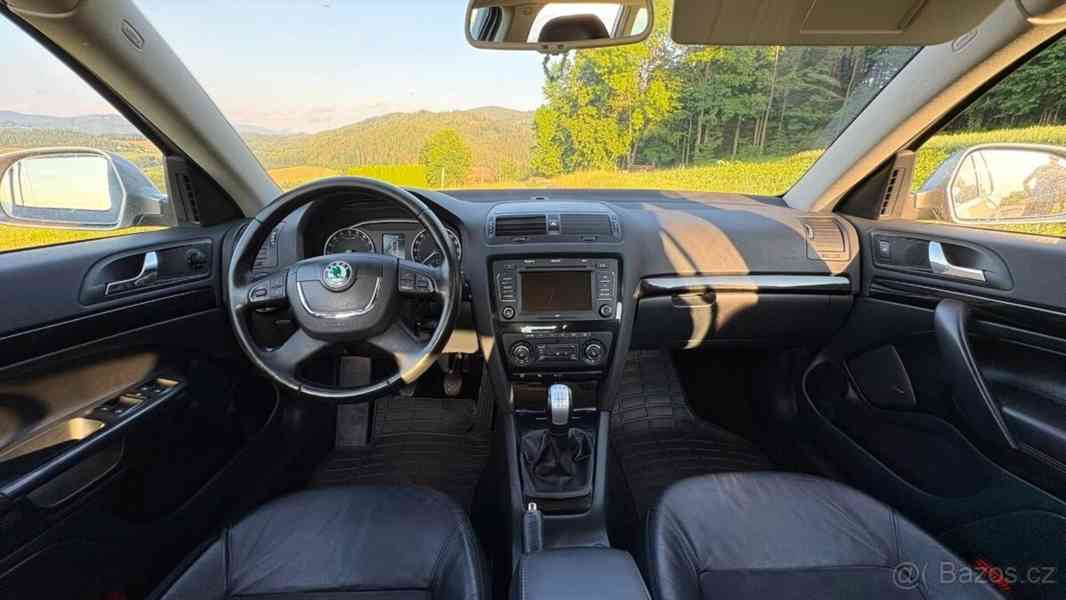 Škoda Octavia 2,0   TDI 4x4 - foto 12