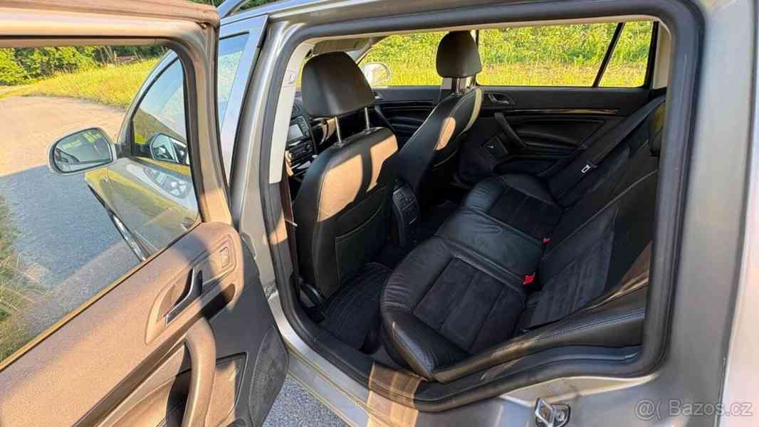 Škoda Octavia 2,0   TDI 4x4 - foto 9