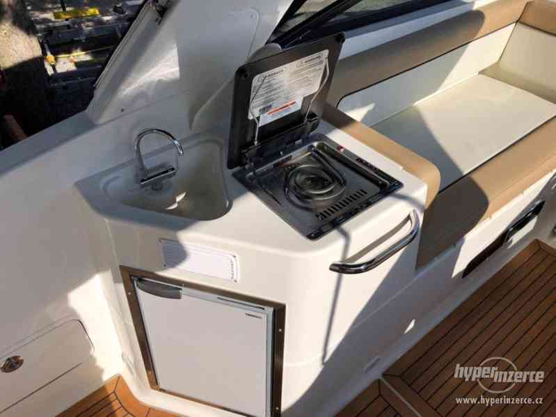 BAYLINER CIERA 8 SPORT + MERCRUISER 6.2l V8 MPI 350ps DTS BR - foto 8