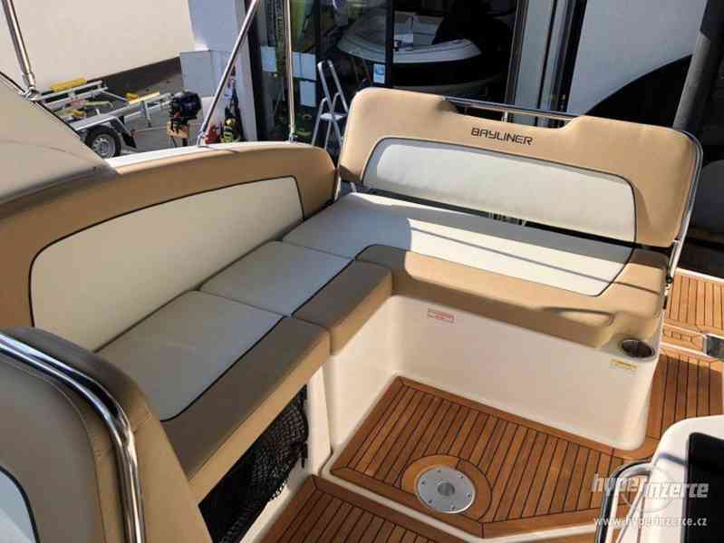 BAYLINER CIERA 8 SPORT + MERCRUISER 6.2l V8 MPI 350ps DTS BR - foto 23