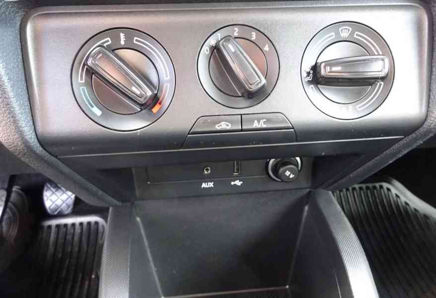 Škoda Fabia 1.0 TSI r.v.2017 (70 kw) 1.Maj.serv.kníž.ČR - foto 9