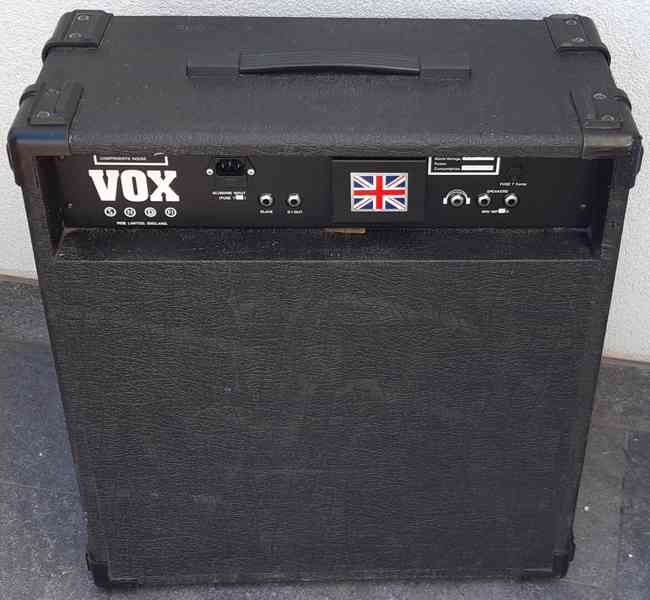  VOX VENUE BASS 100 COMBO VINTAGE BASS GUITAR AMP 100W 1984 - foto 2