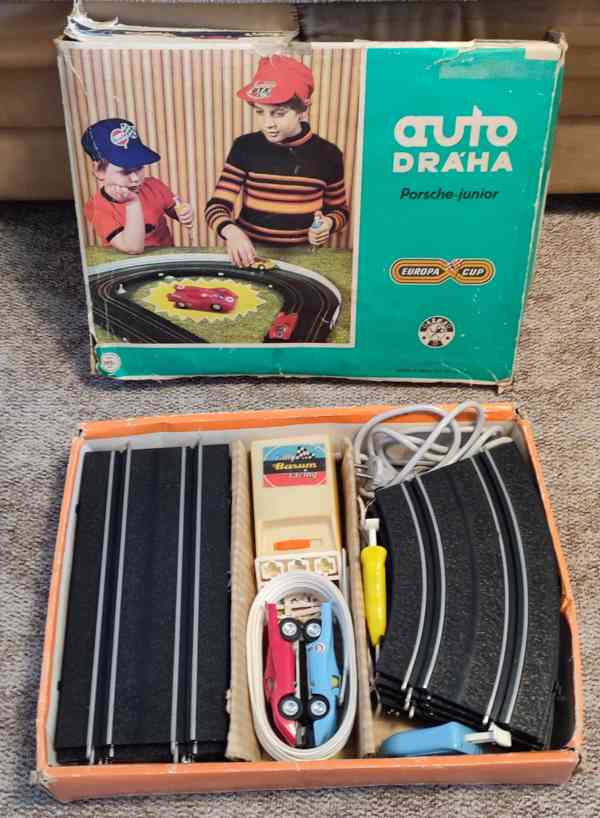 Autodráha Ites z 90. let Porsche junior 