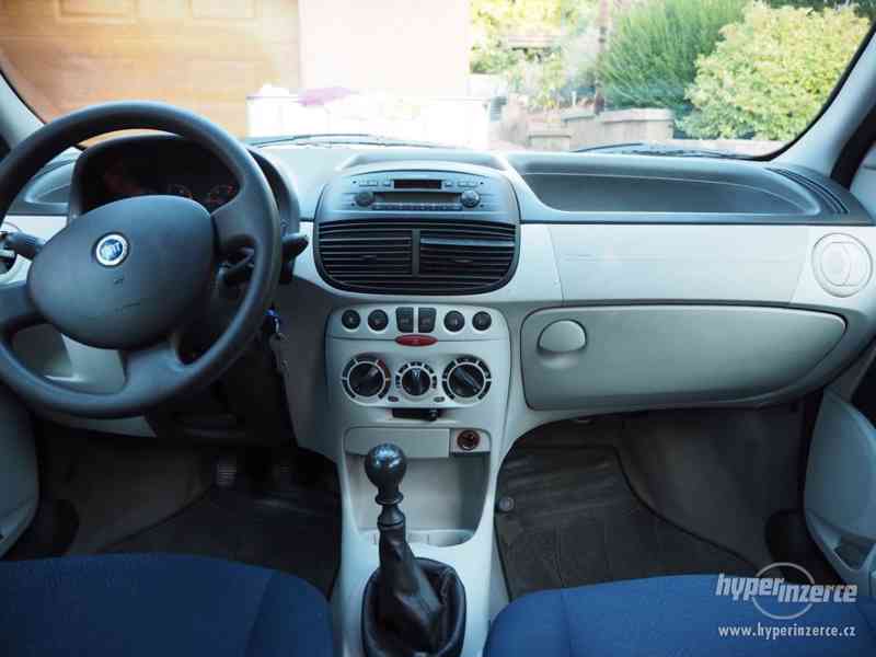 Fiat Punto 1.2 8V 2003 - foto 5