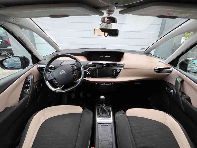 Citroën C4 1,6i Grand Picasso benzín 115kw - foto 8