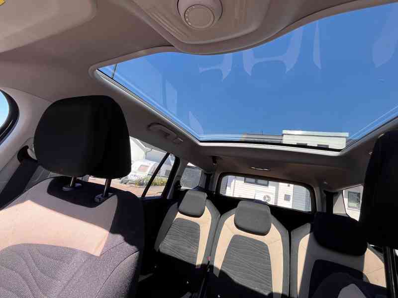 Citroën C4 1,6i Grand Picasso benzín 115kw - foto 10