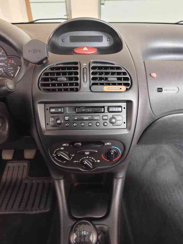 Peugeot 206 1.1i VAN - foto 12