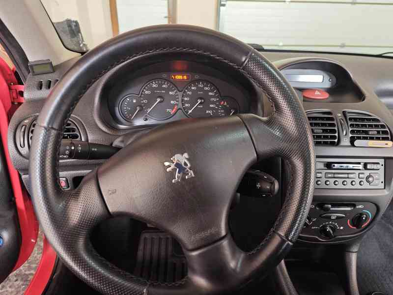Peugeot 206 1.1i VAN - foto 11