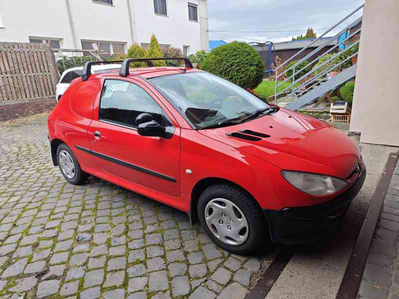 Peugeot 206 1.1i VAN - foto 1
