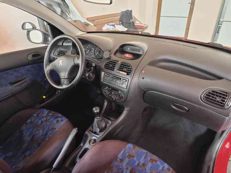 Peugeot 206 1.1i VAN - foto 10