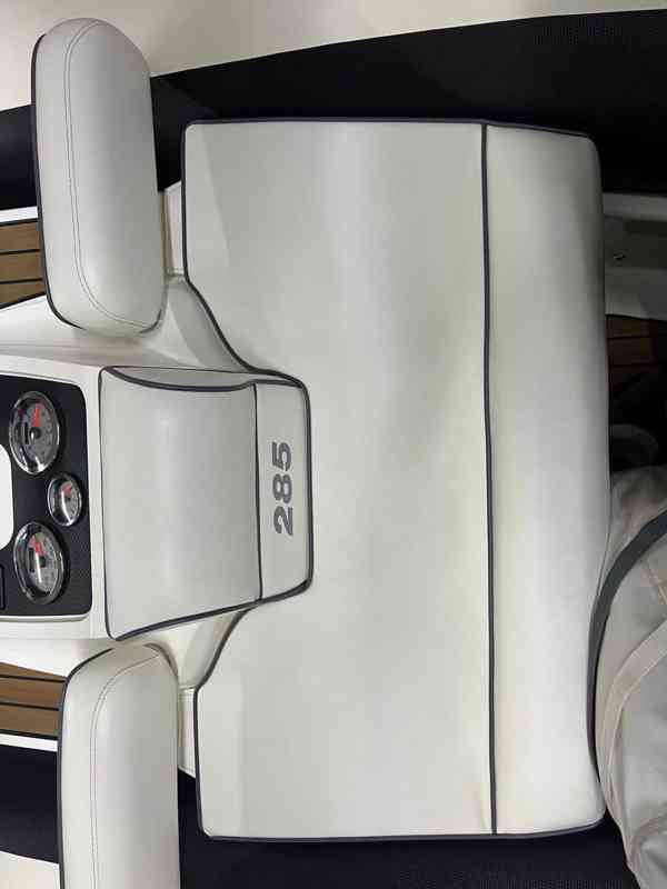 Loď Williams 285 - foto 3