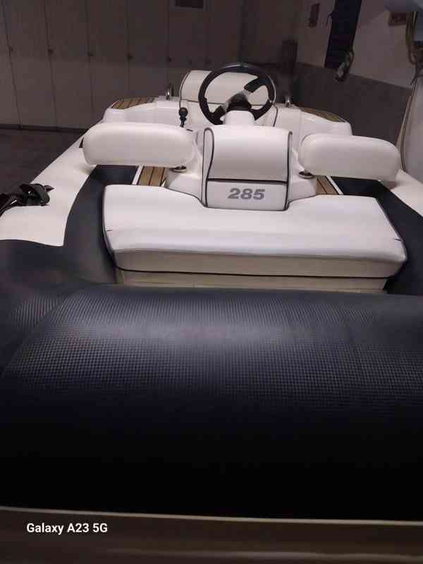 Loď Williams 285 - foto 9