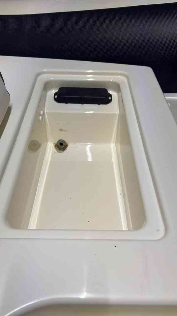 Loď Williams 285 - foto 6