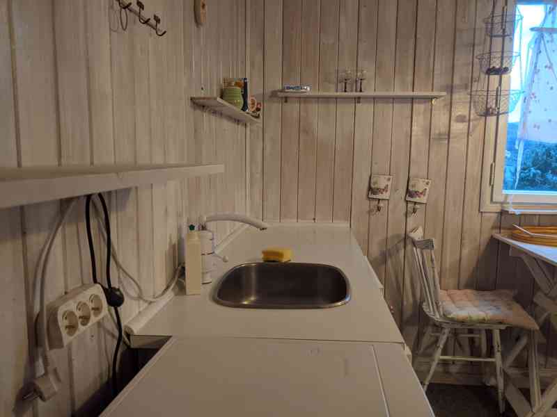 Dlouhodobý pronájem chaty s krásným výhledem na Labe - foto 8